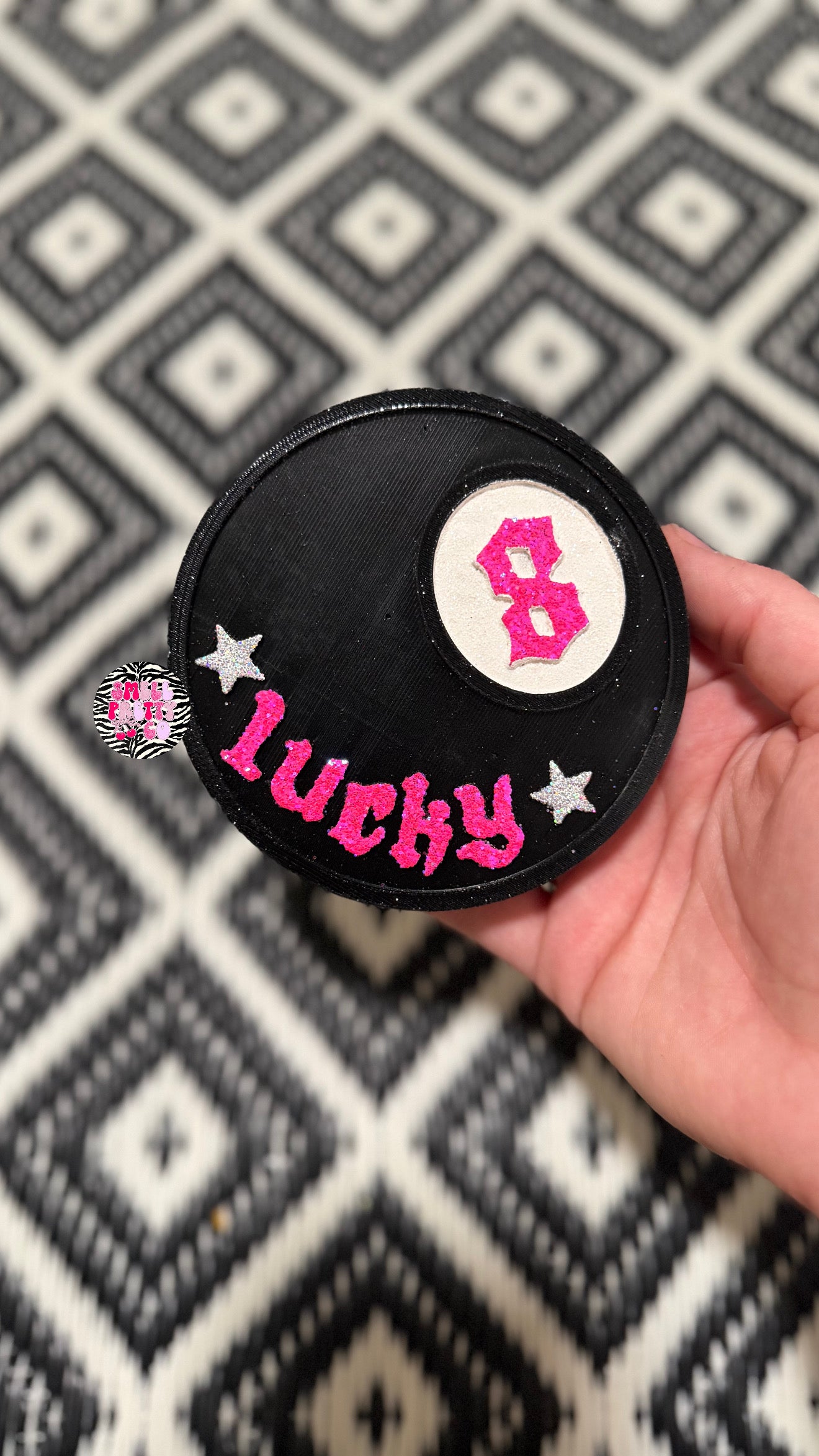 Lucky 8 Ball