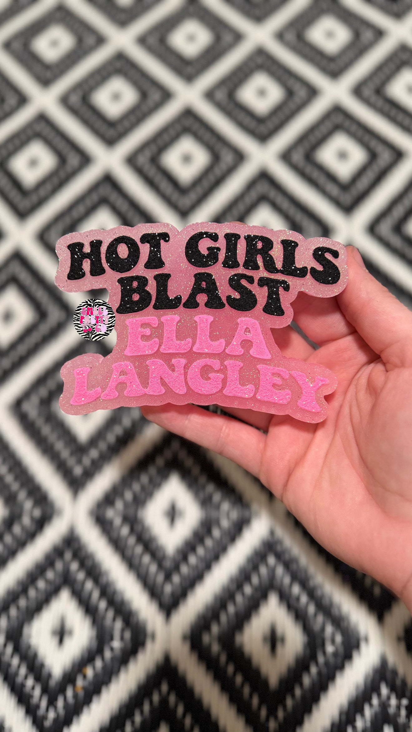 Hot Girls Blast Ella